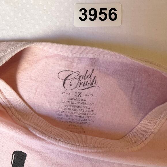 Cold Crush Women T-shirt size 1X Pink Short Sleeve A Lover And Fighter Cancer - Picture 5 of 9
